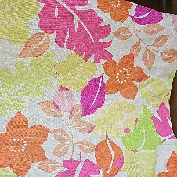 TALBOTS FLORAL PRINT, Pants size large. Elastic waist. Made in the USA. Lined. - Picture 3 of 8